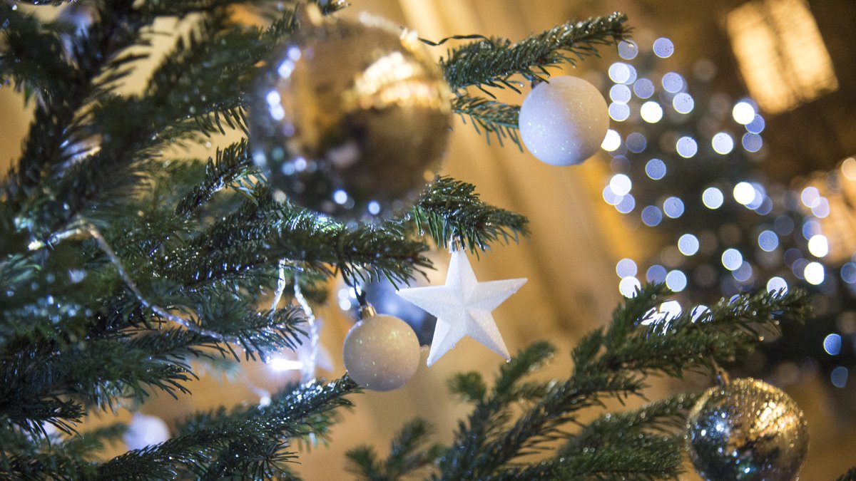 Sapin de Noël décoré