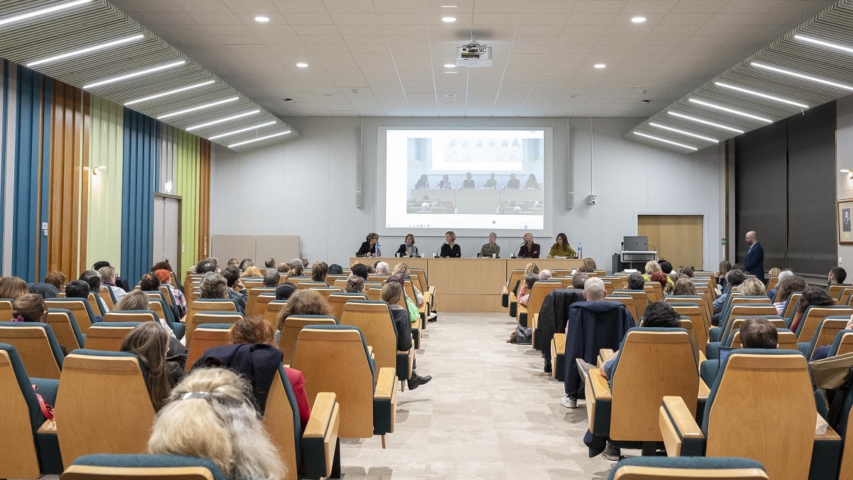 Dans le cadre de la Journée internationale pour l’élimination de la violence à l’égard des femmes, le ministère a accueilli, le 28 novembre 2024, une soirée de sensibilisation inédite avec Alexandra Lamy, actrice et réalisatrice.