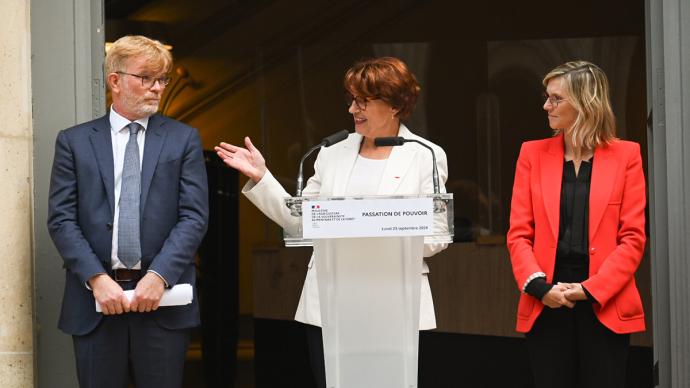 Passation entre Marc Fesneau et Annie Genevard, ministre de l'Agriculture, de la Souveraineté alimentaire et de la Forêt