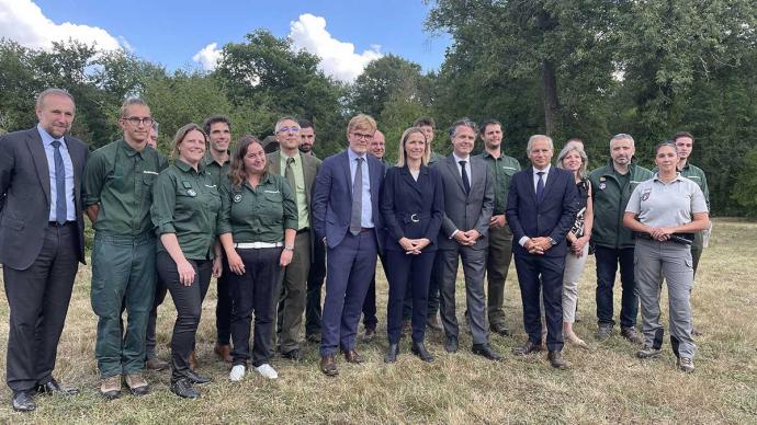 Déplacement de Marc Fesneau, Christophe Béchu et Bérangère Couillard en Essonne, accompagnés d'agents de l'ONF