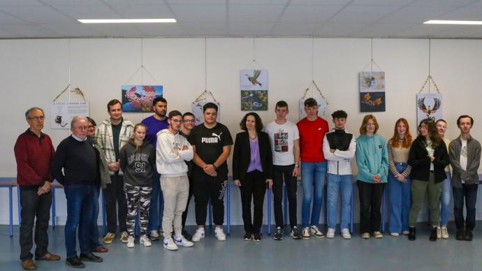 Au lycée Olivier de Serres (Côte-d'Or), le projet artistique "L’oiseau Lyre" a mis en avant le travail des élèves en faveur de la biodiversité.